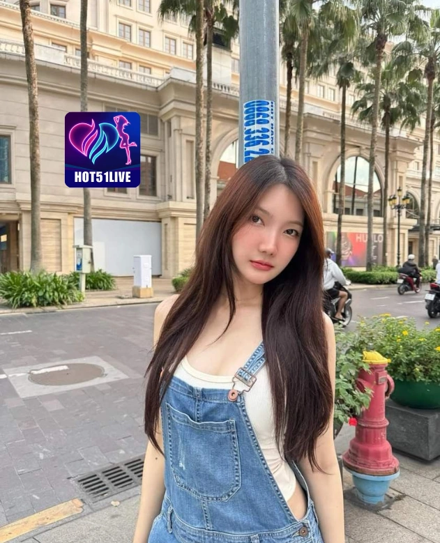 Anh Kartika HOT51LIVE