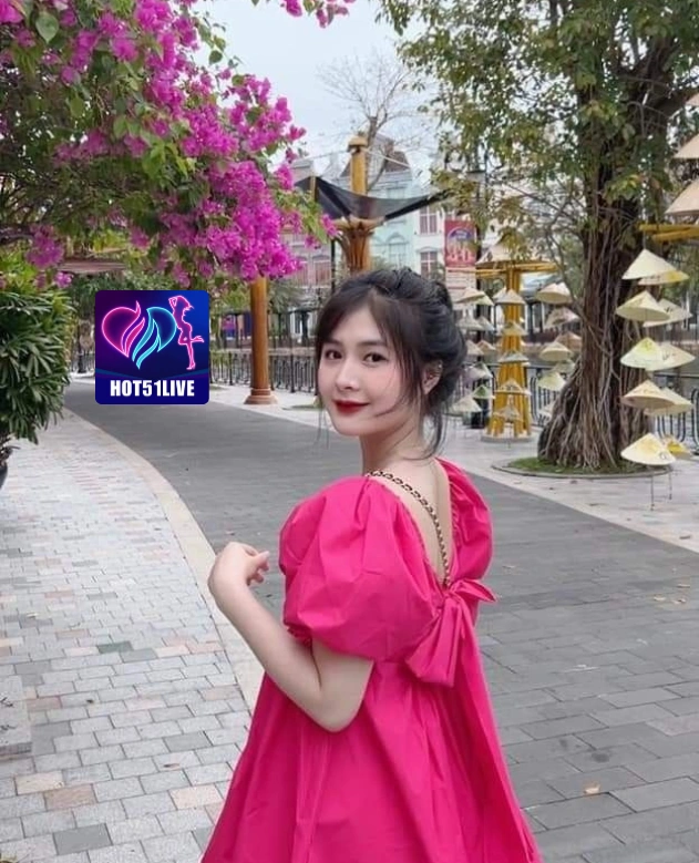 Ayu Pertiwi HOT51LIVE