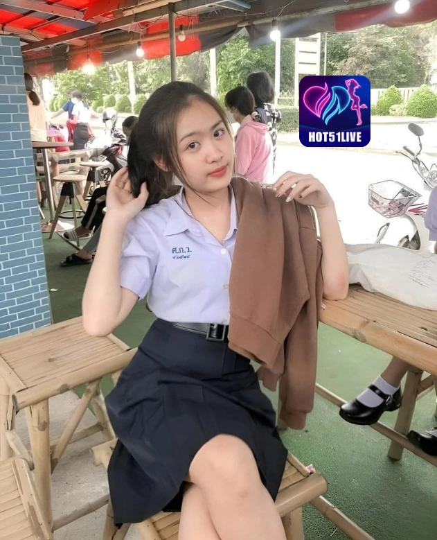 Bella Pertiwi HOT51LIVE