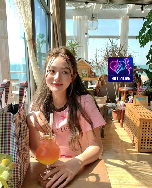 Citra Hutabarat HOT51LIVE