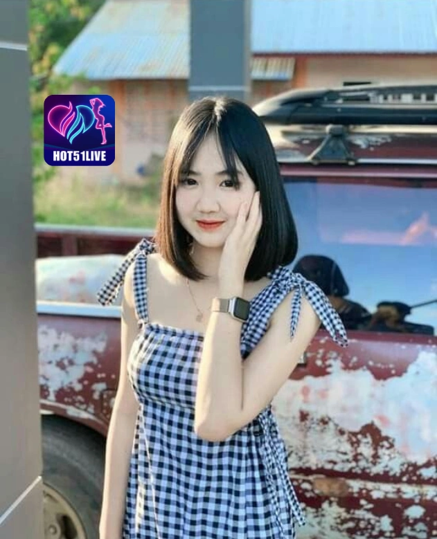 Dewi Nurhaliza HOT51LIVE