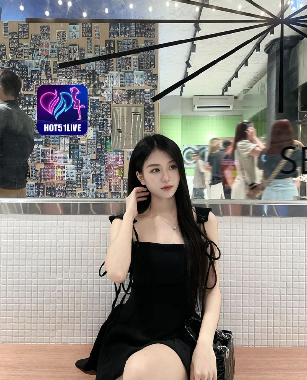 Dewi SyahrinO HOT51LIVE