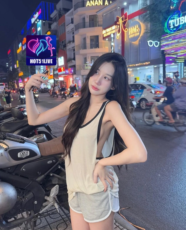 Fintan Santoso HOT51LIVE