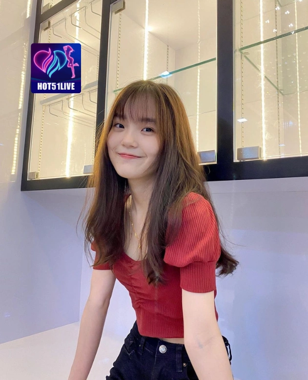 Indah Pertiwi HOT51LIVE 