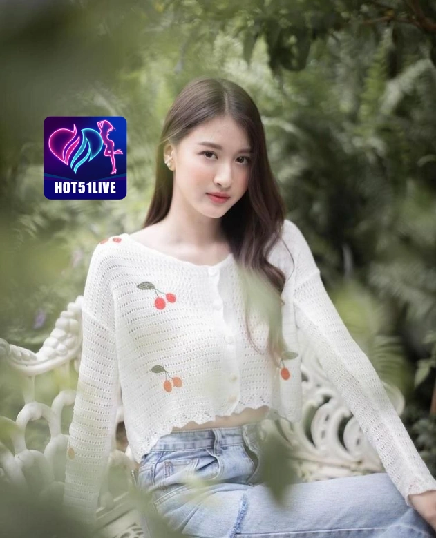 Lestari Huyen HOT51LIVE