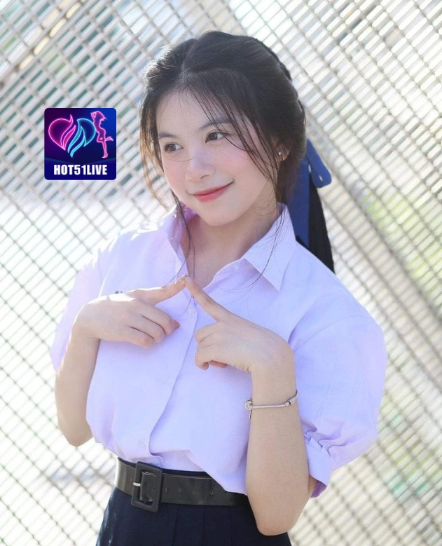 Lestari Santoso HOT51LIVE