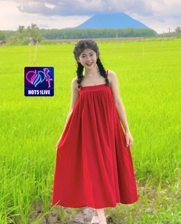 Lestari Syahrine HOT51LIVE