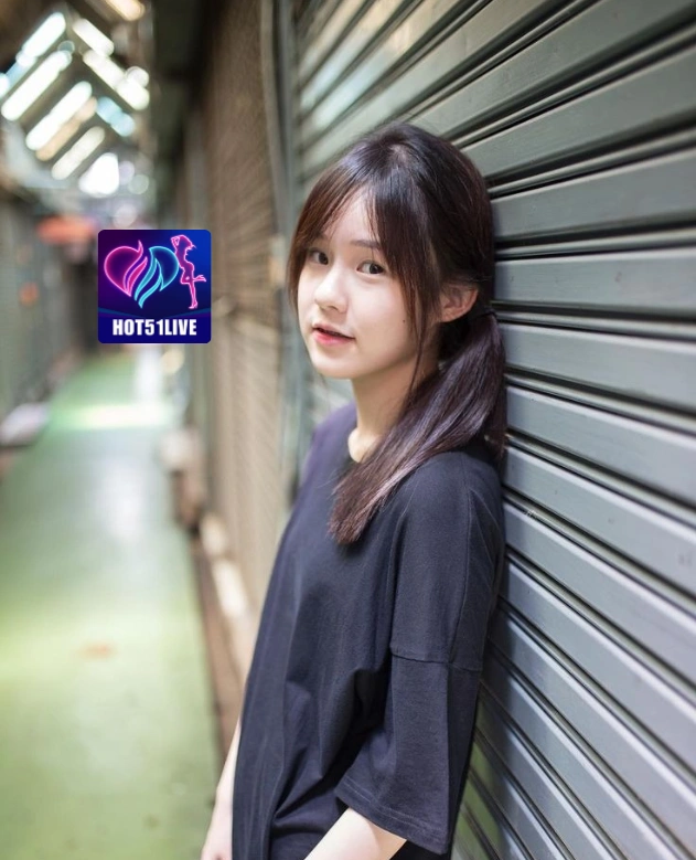 Lestari Tami HOT51LIVE