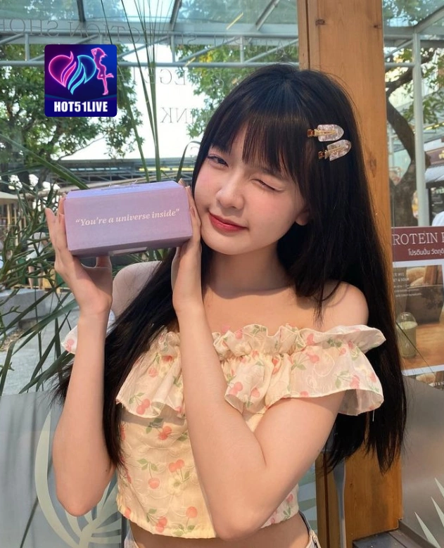 Mai Pertiwi HOT51LIVE