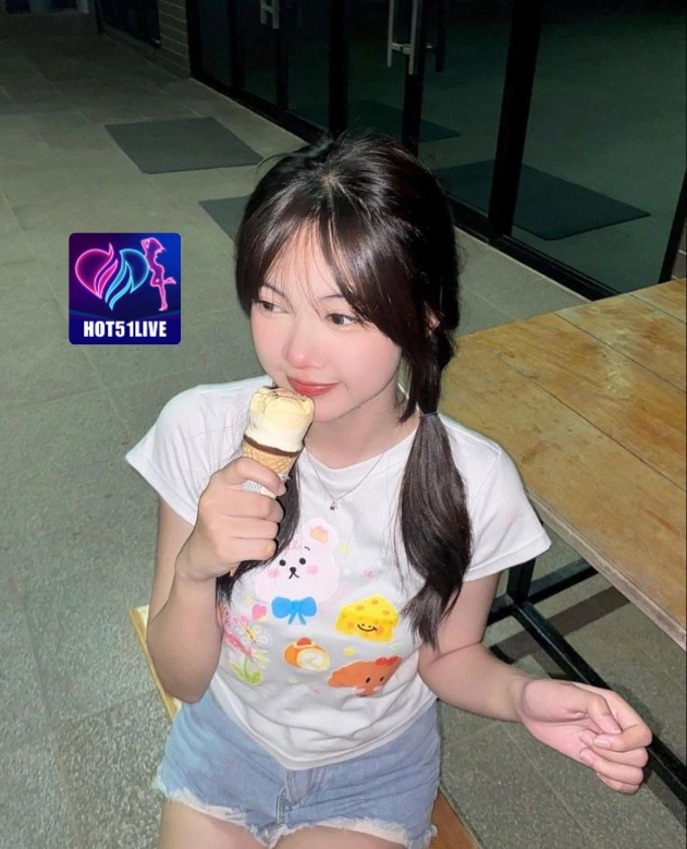 Nia Pritak HOT51LIVE