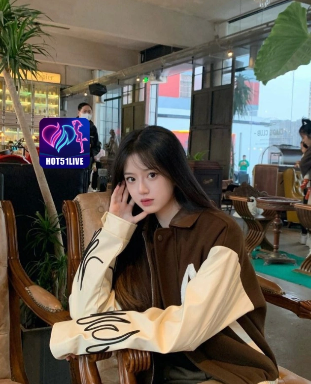 Putri Thanh HOT51LIVE