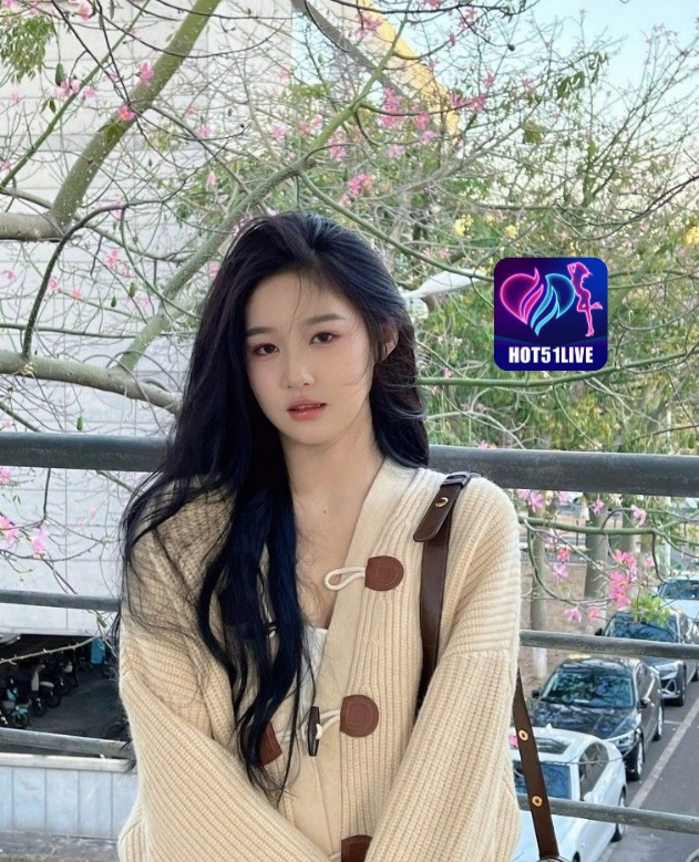 Rina Ganaway HOT51LIVE