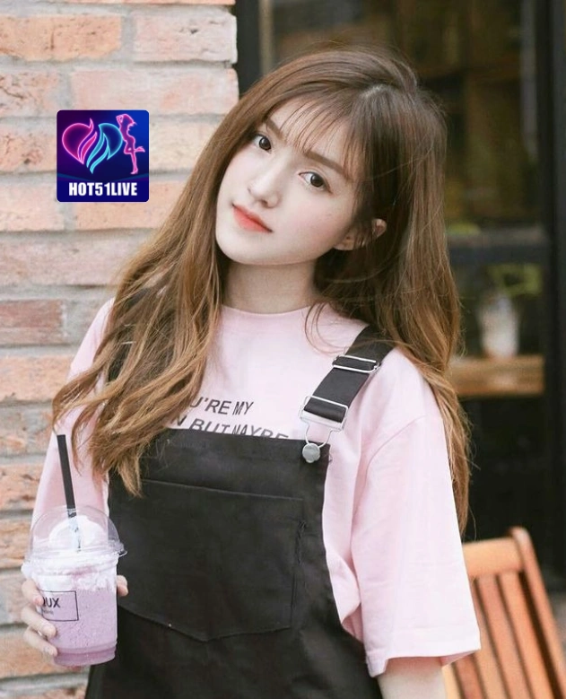 Seputar Dewi HOT51LIVE