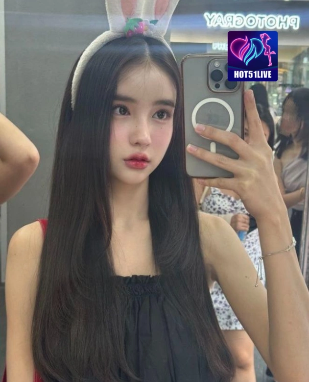 Tari Rahmatis HOT51LIVE