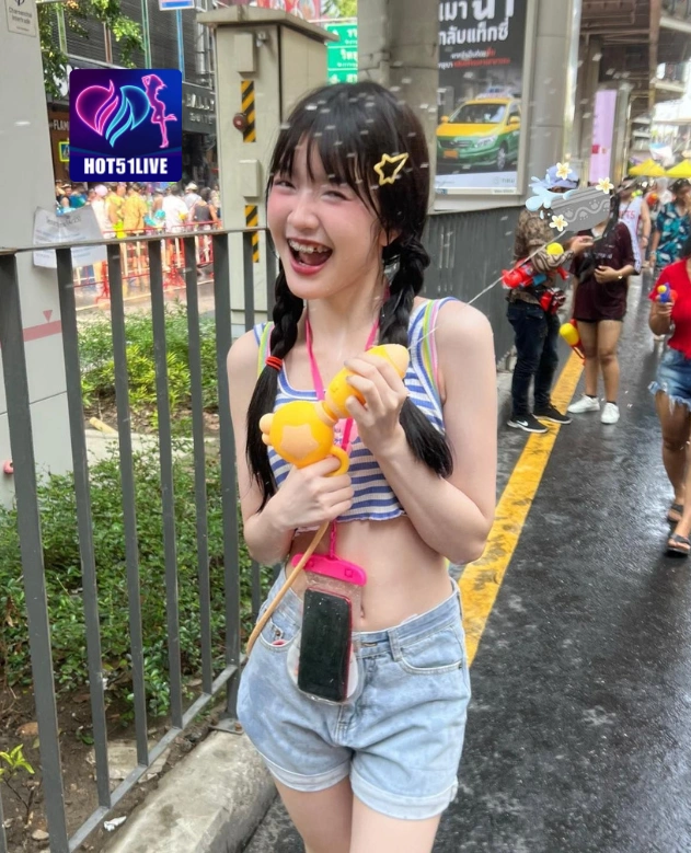 Tari Wangari HOT51LIVE