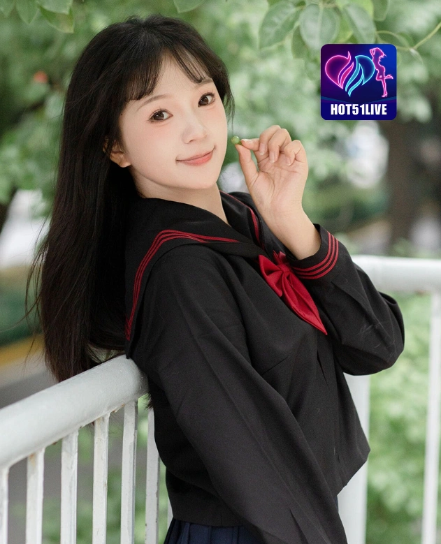 Thi Kartika HOT51LIVE