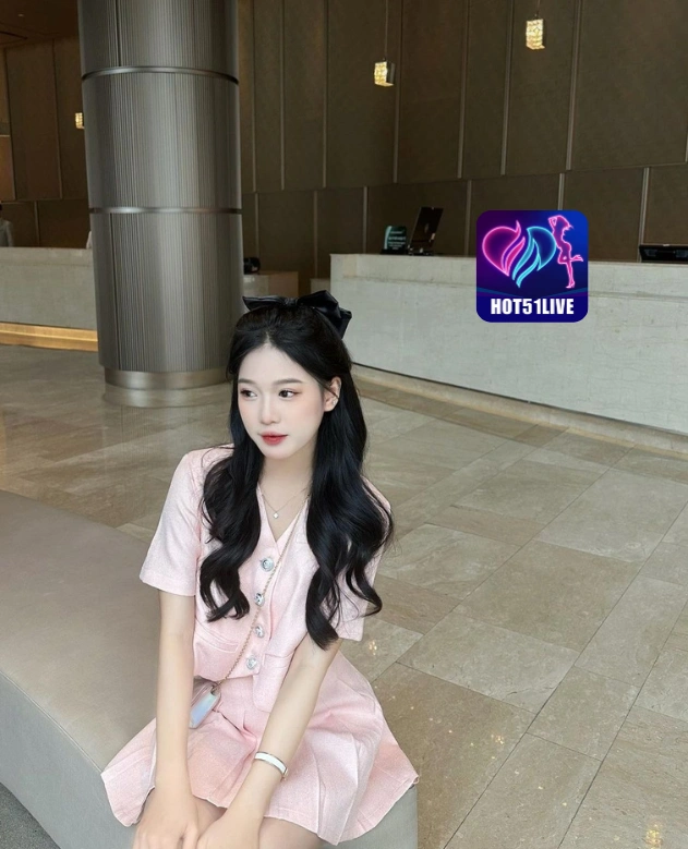 Thu Ha HOT51LIVE