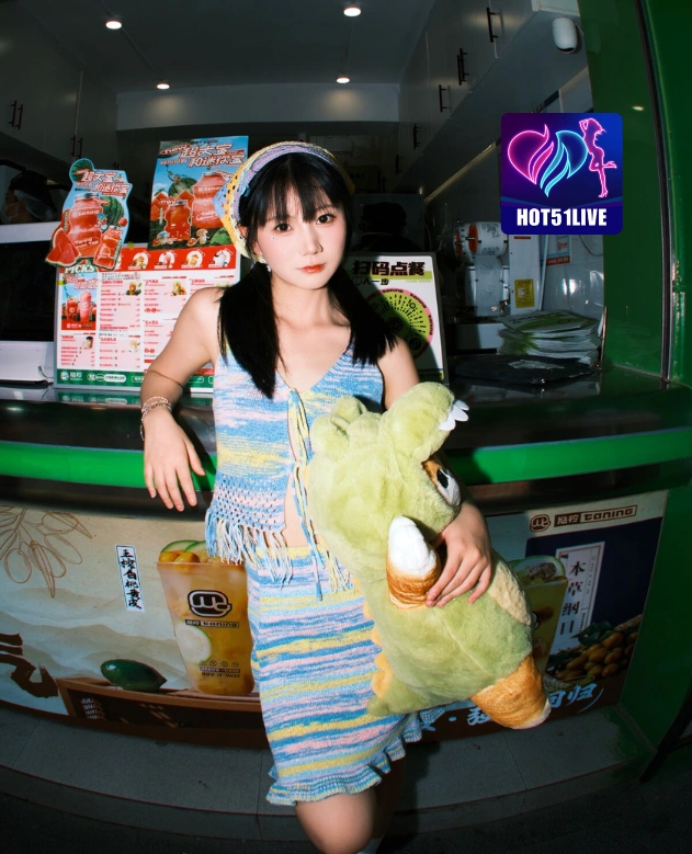 Andi Tenri HOT51LIVE