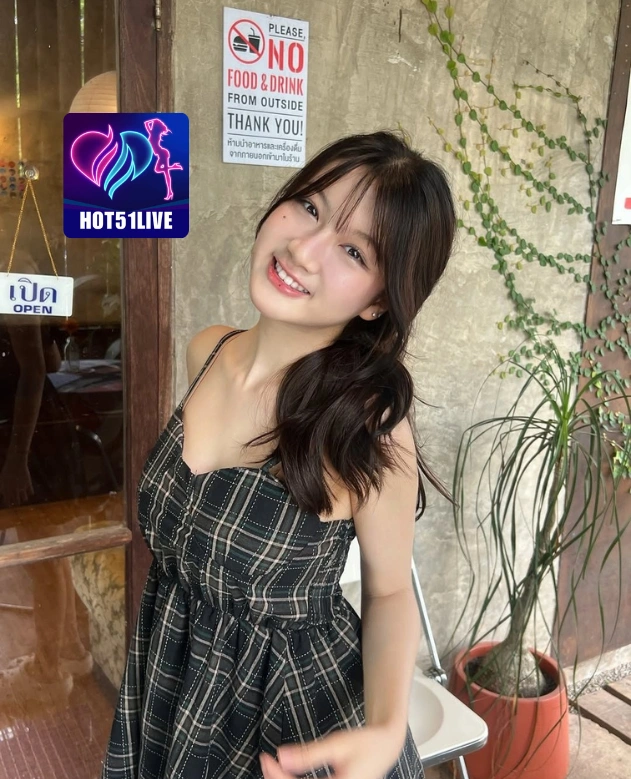 Asmirandah JI HOT51LIVE