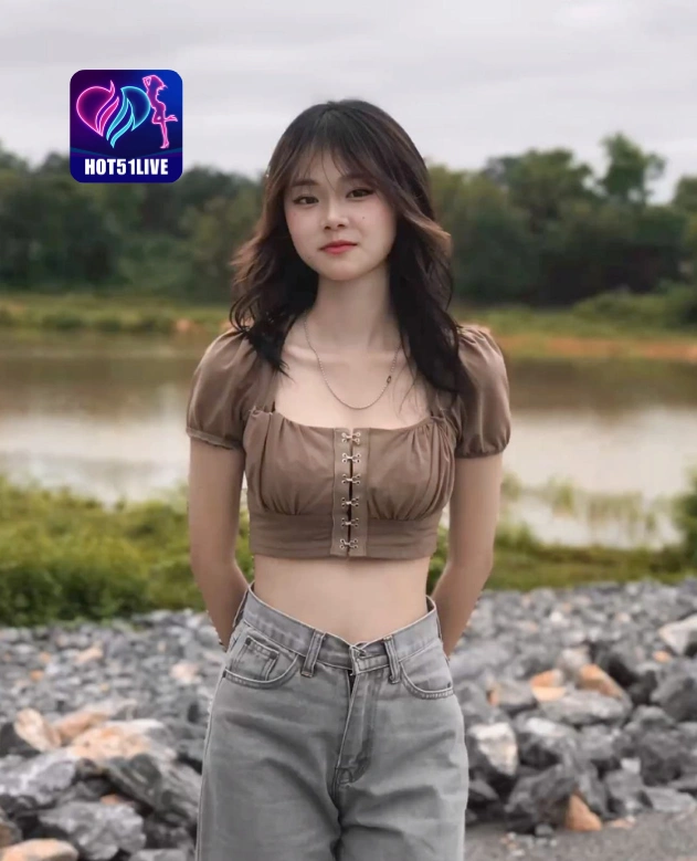 Camille Barker HOT51LIVE