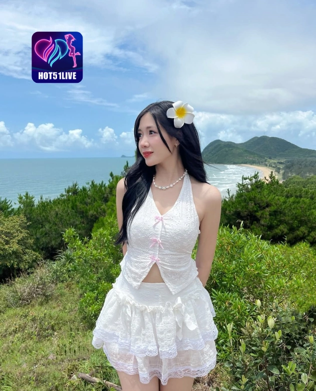 Dakota Harmon HOT51LIVE