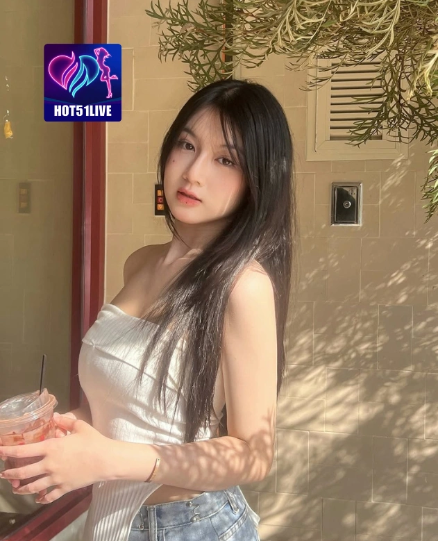 Dina Premetastatic HOT51LIVE