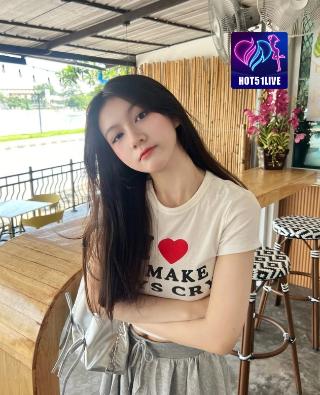 Dina Utama HOT51LIVE