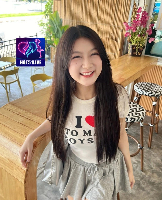 Dina Utama HOT51LIVE