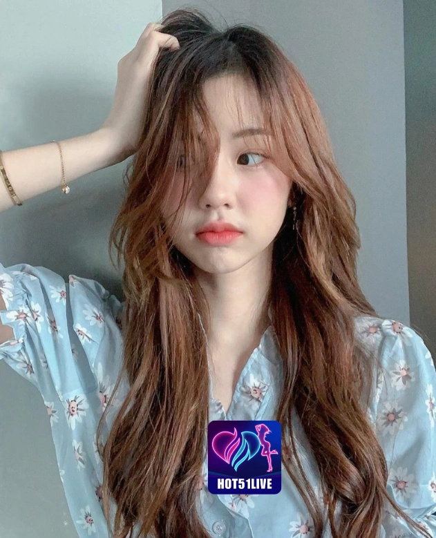 Elena Dean HOT51LIVE