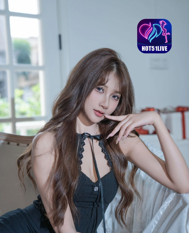 Indie Hatfield HOT51LIVE