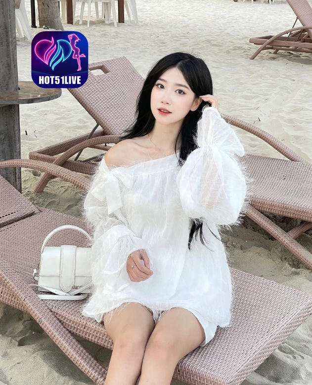 Kyra Glenn HOT51LIVE