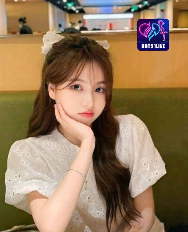 Octavia Yati HOT51LIVE
