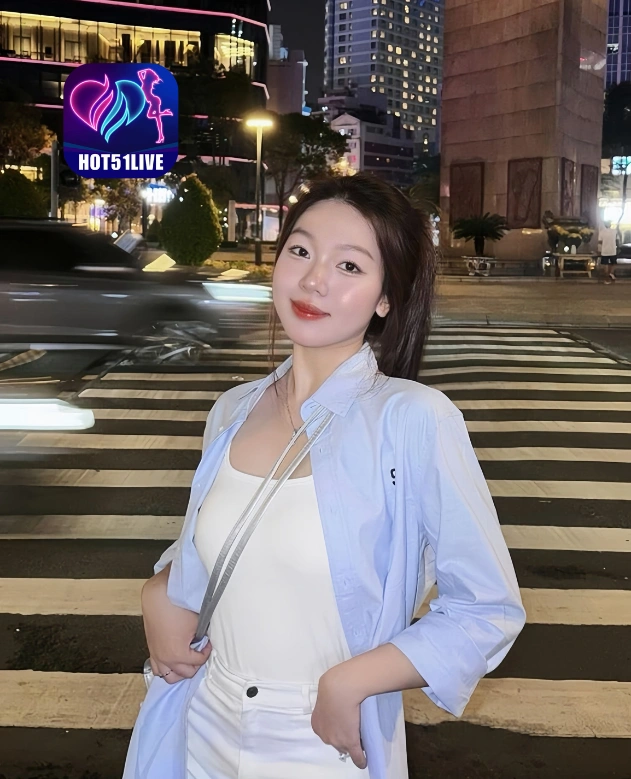 Reign Benjamin HOT51LIVE