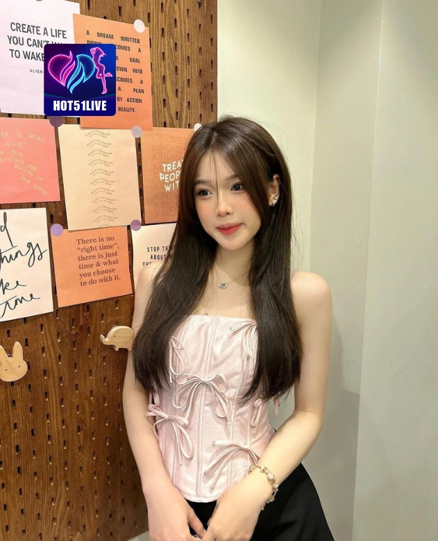 Sedyaningsih HOT51LIVE
