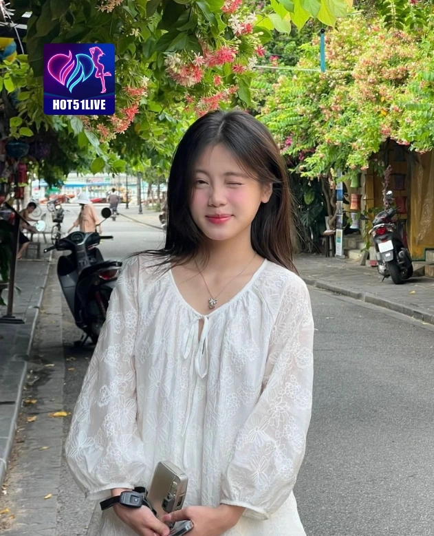 Sedyaningsih HOT51LIVE