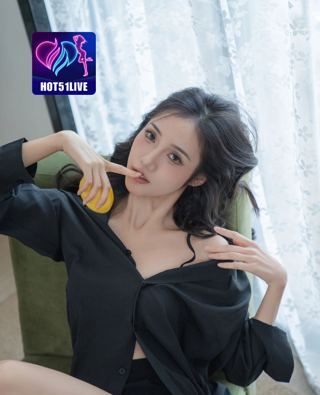Yasinta HOT51LIVE