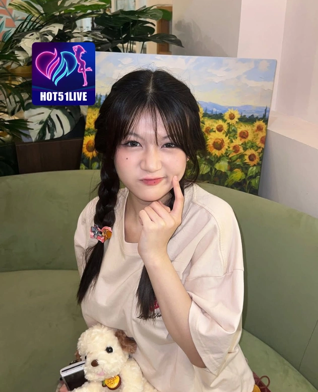 Zee Asadel HOT51LIVE