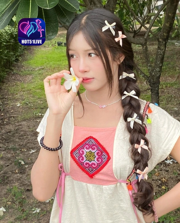 Adelia Sari HOT51LIVE