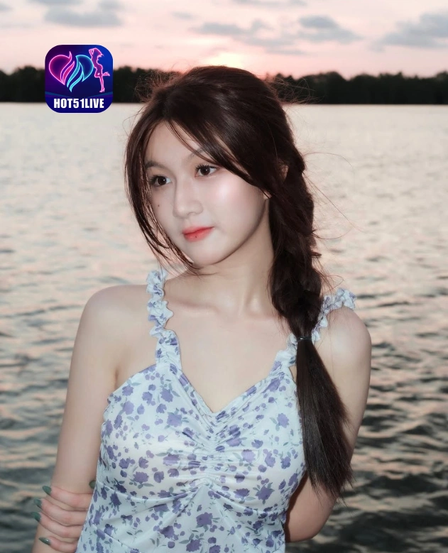 Agnesa Kartika HOT51LIVE