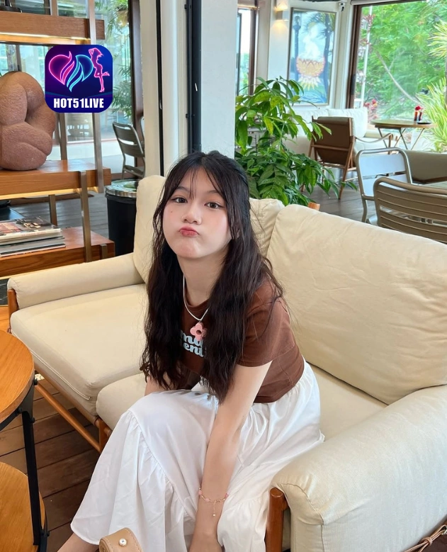 Alvina Pratiwi HOT51LIVE