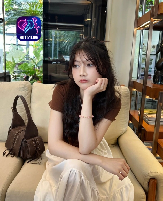 Alvina Pratiwi HOT51LIVE 