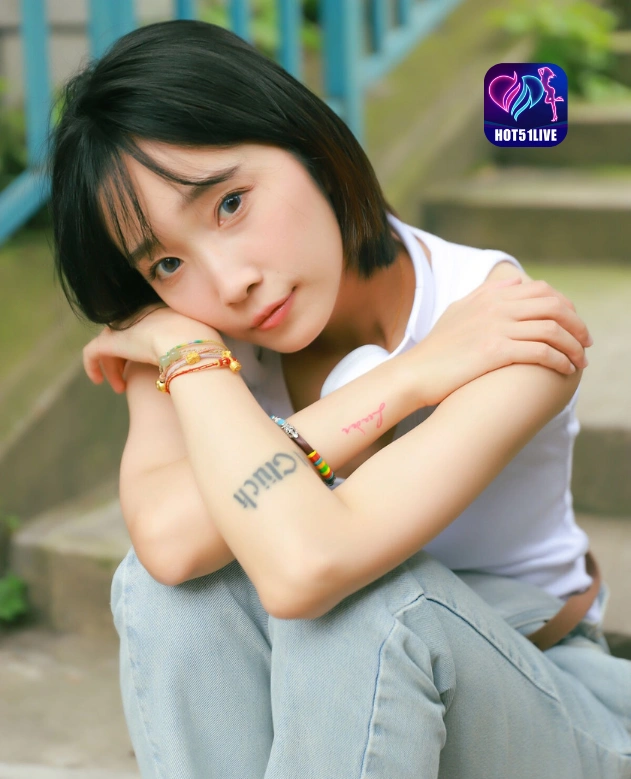 Bella Larasati Dewi HOT51LIVE