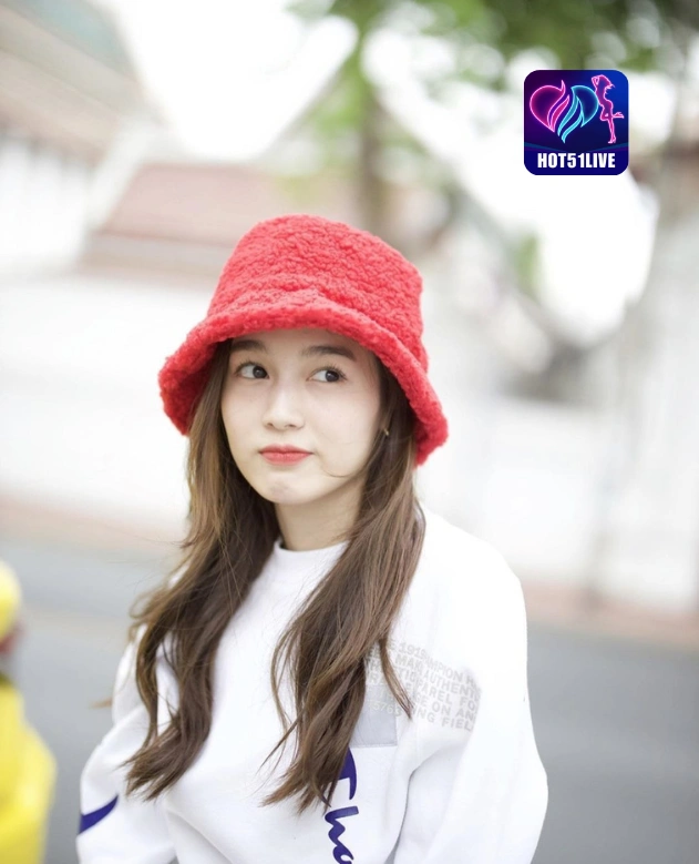 Denisa Larasati Puspita HOT51LIVE 