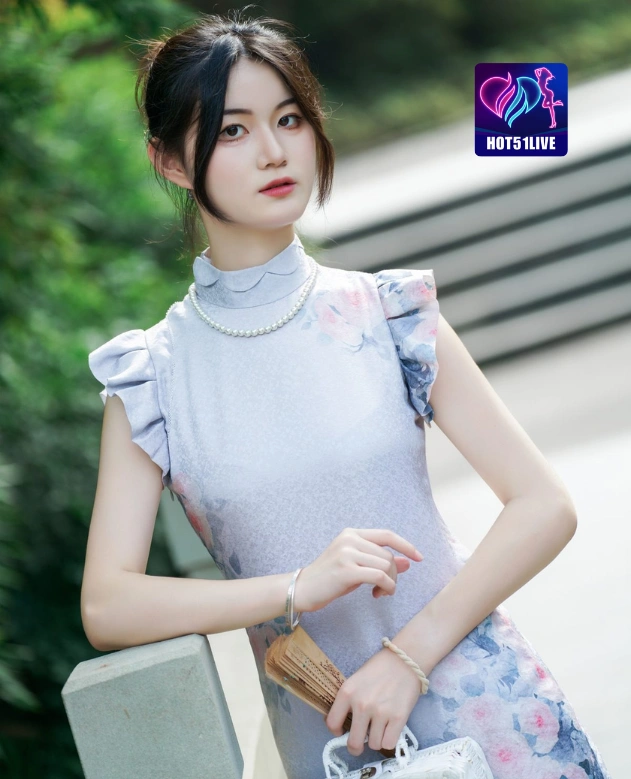 Elvina Maharani Larasati HOT51LIVE