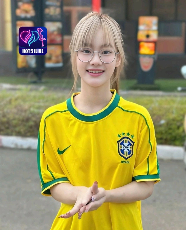 Nanda Cahyani HOT51LIVE