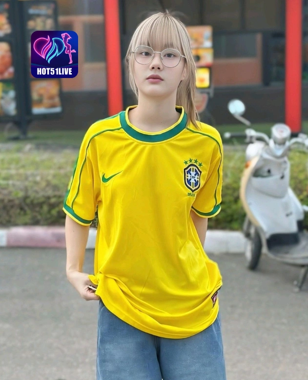 Nanda Cahyani HOT51LIVE