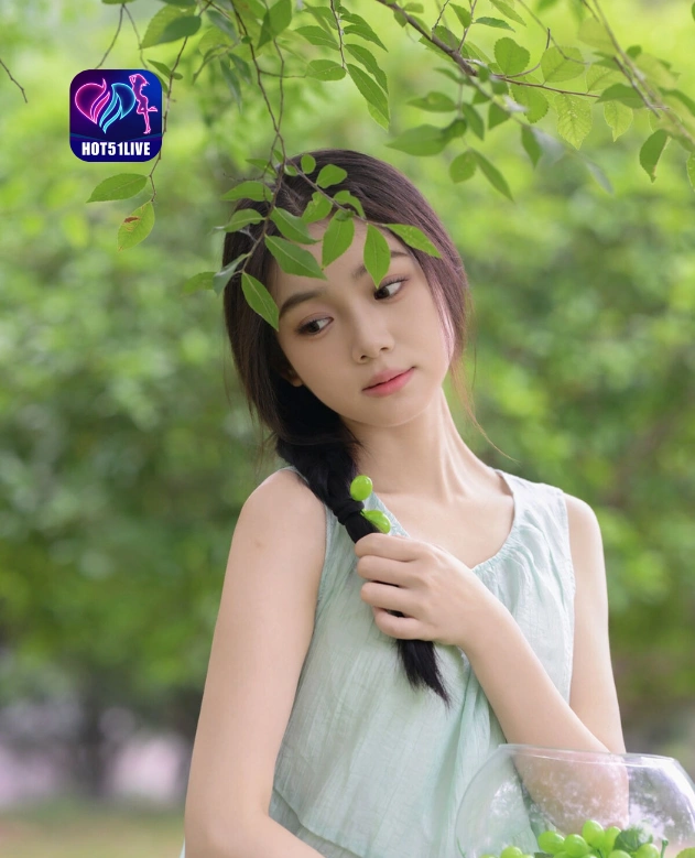 Putri Larasati Puspita HOT51LIVE