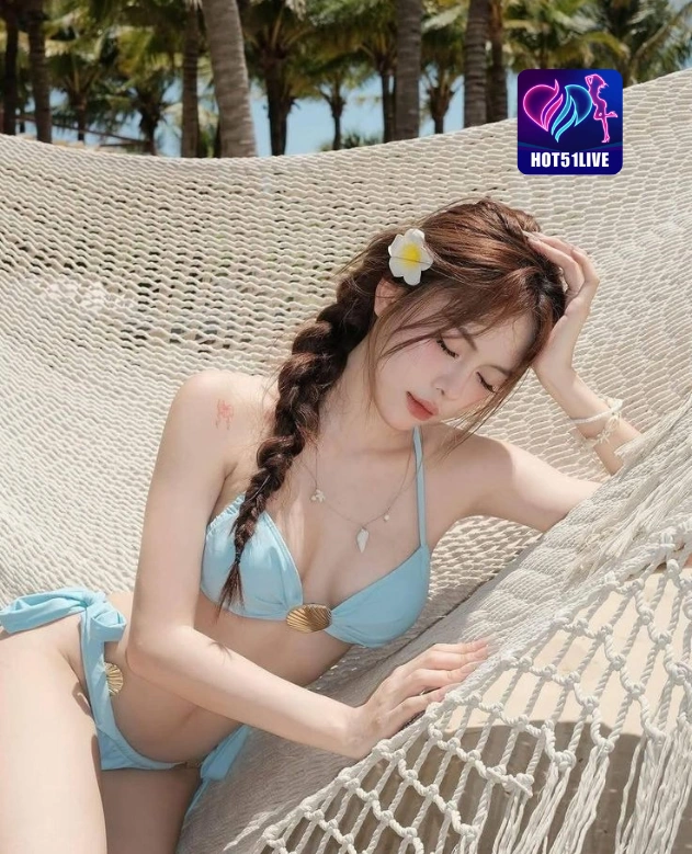 'Alessandra Stewart HOT51LIVE