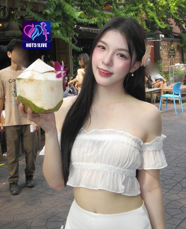 Amalia Nelson HOT51LIVE