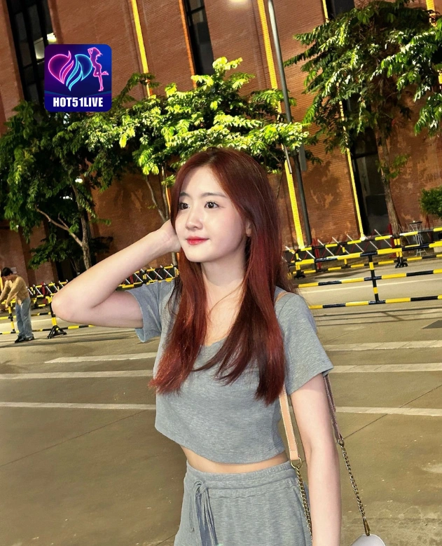 Amelia Lestari HOT51LIVE 